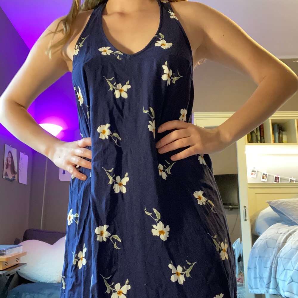 3 for $25🌸 AE Beachy Dress with Cute Back